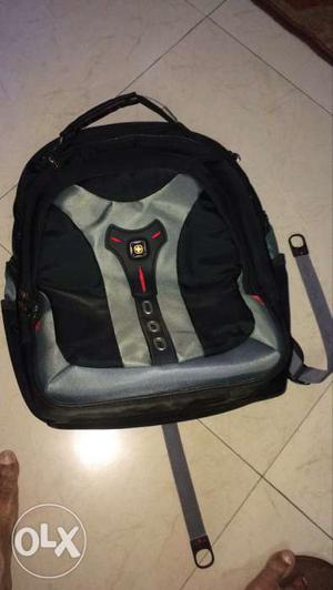Swiss Gear Back pack padded on all sides brand
