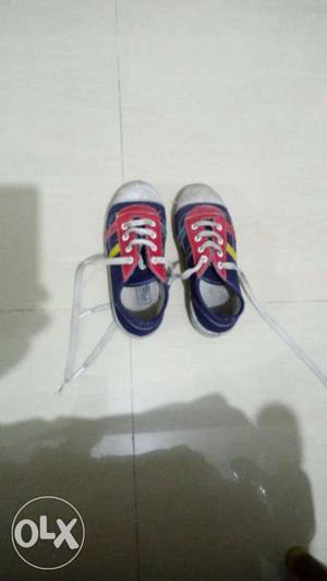 This is Mother merry school p.t shoe size 11 no.
