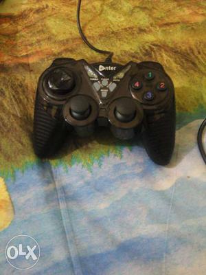 Black Controller for pc and laptop 3 weeks old
