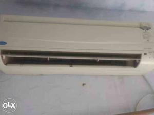 Carrier AC 1 ton in excellent condition used by