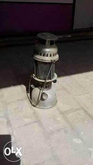 Gray Gas Hand Lamp