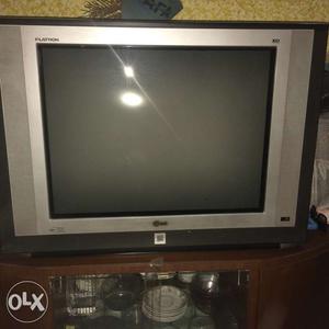 Lg 24 inch ctv with remote in good condition