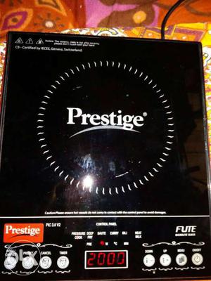 Prestige induction oven mint condition