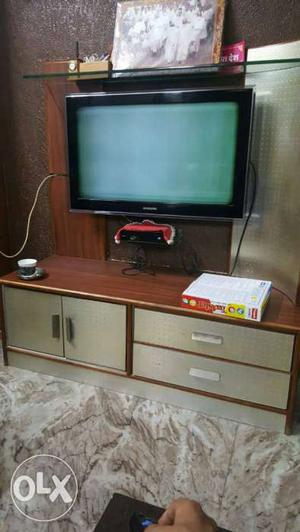 Samsung 32 inch led TV 5 years used!