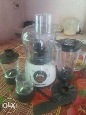 White And Black Power Juicer