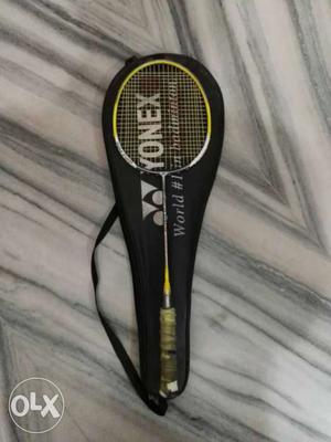 YONEX B-600 DF(white and yellow badminton racket)
