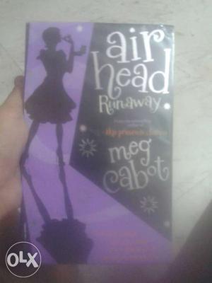 Air Head Runaway Meg cabot book Brand new book in packing