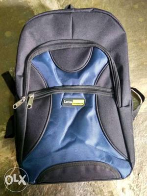 College or school bag in good condition
