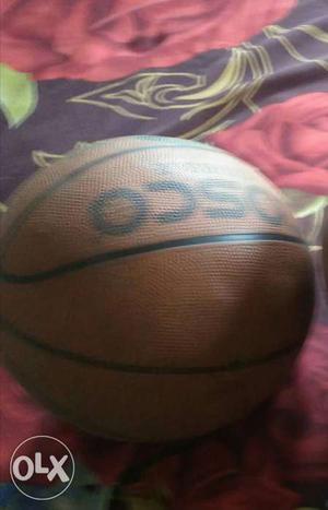 Cosco basket ball new's price 800 in good condtion