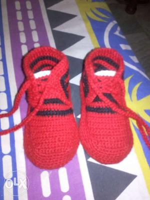 Handmade baby woolen shoes size 3 to 4 year baby