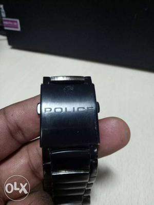 I want to sell my police branded watch