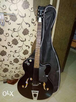 Master guitar 2 month old new condition with bag