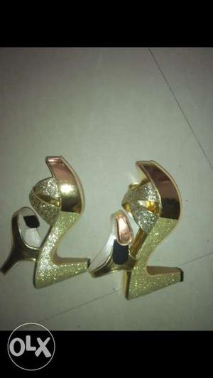 New golden heels, perfect for weddings.