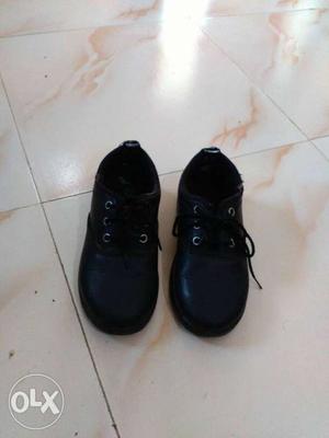 School shoe black nice condition