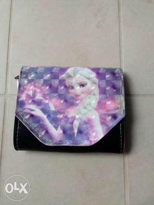Stylish frozen handbag. best gift for girls.