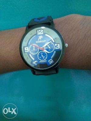 Stylish watch Round Blue Chronograph and Black Band