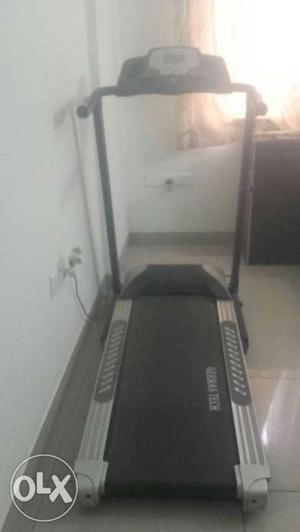 Treadmill in absolute good condition.