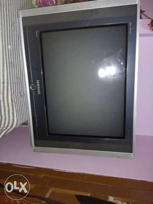 32 inch Samsung TV in good condition