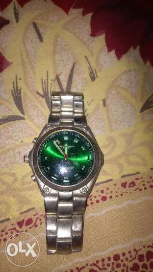 Army swiss watch behtreen condition and raidium.