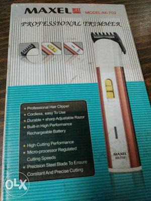 Brand new hair trimmer with all accessories in