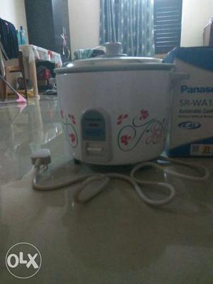 Brand new rice cooker (panasonic) with box and manual book