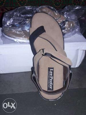 Brown Lee Peeter Toe Loop Sandals Size 7 no