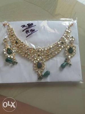 Gold Beaded Accessory Setin Package
