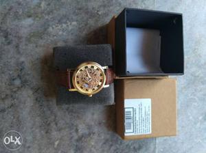 Luxurious wrists watch
