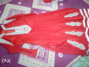 Red And White Long-sleeve Traditional Dress