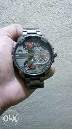 Round Gray Skeleton Watch With Link Bracelet