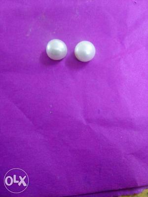 Two Pearls for earing.