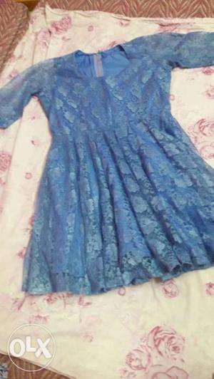 Women's Blue Floral Long-sleeve Dress