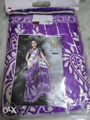 Women's Purple And White Paisley Sari In Pack Screenshot