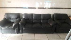 Black Leather Couch With Armchairs