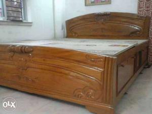 Brand new solid wooden box bed. Made by scesoned