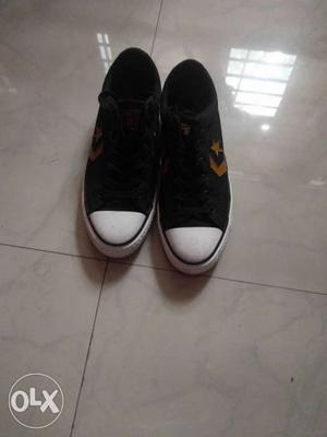 Converse canvas shoe...only used for 
