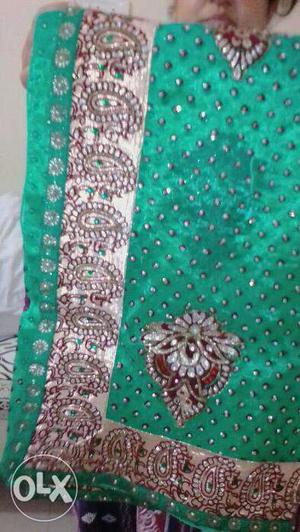 Dual shadedvery beautyful heavy sari for a