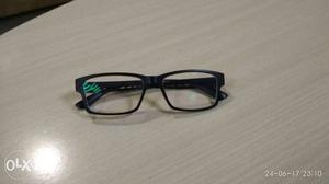 Eye frame for men in excellent condition, almost