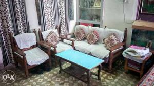 Good condition sofa set. Couple of years old.