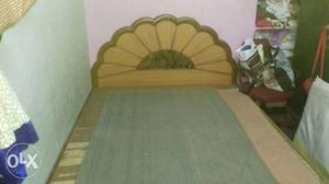 I want to sell my DOUBLE COT BED intrested can