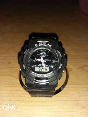 It is good condition the sport watch for boys the