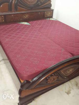Maroon Mattresses for double bed