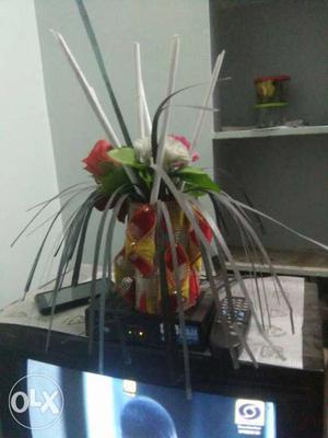 Net and flowers craft