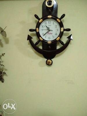 *New* *Unused*Wall pendulum retro style clock.