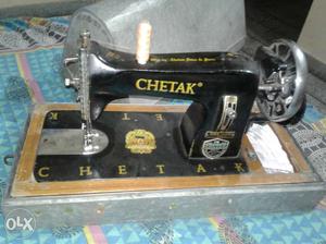 Sewing machine all new with full metal cover and
