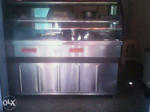 Steel counter. sweet& snkes counter 7*5 ft