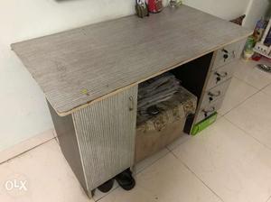 Table with 4 drawers lock n side cabinet