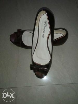 White-and-brown Annabelle Peep Toe Flats - (40) size