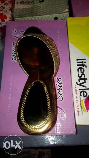 Women's paired Brown Sandal With Box