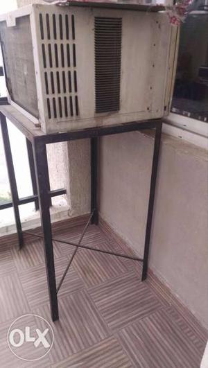 1 ton LG window AC with stand